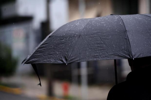 Previsão do tempo: Chuva e instabilidade marcam segunda-feira em SC